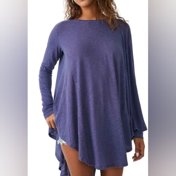 We The Free Tops - We The Free Long Sleeve Top Relaxed Tunic Tee XS Blue Asymmetrical Hem Runs Big
